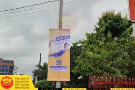 Cờ phướn đường phố 7 Xu Hướng Sử Dụng Cờ Phướn Đường Phố Trong Năm 2025