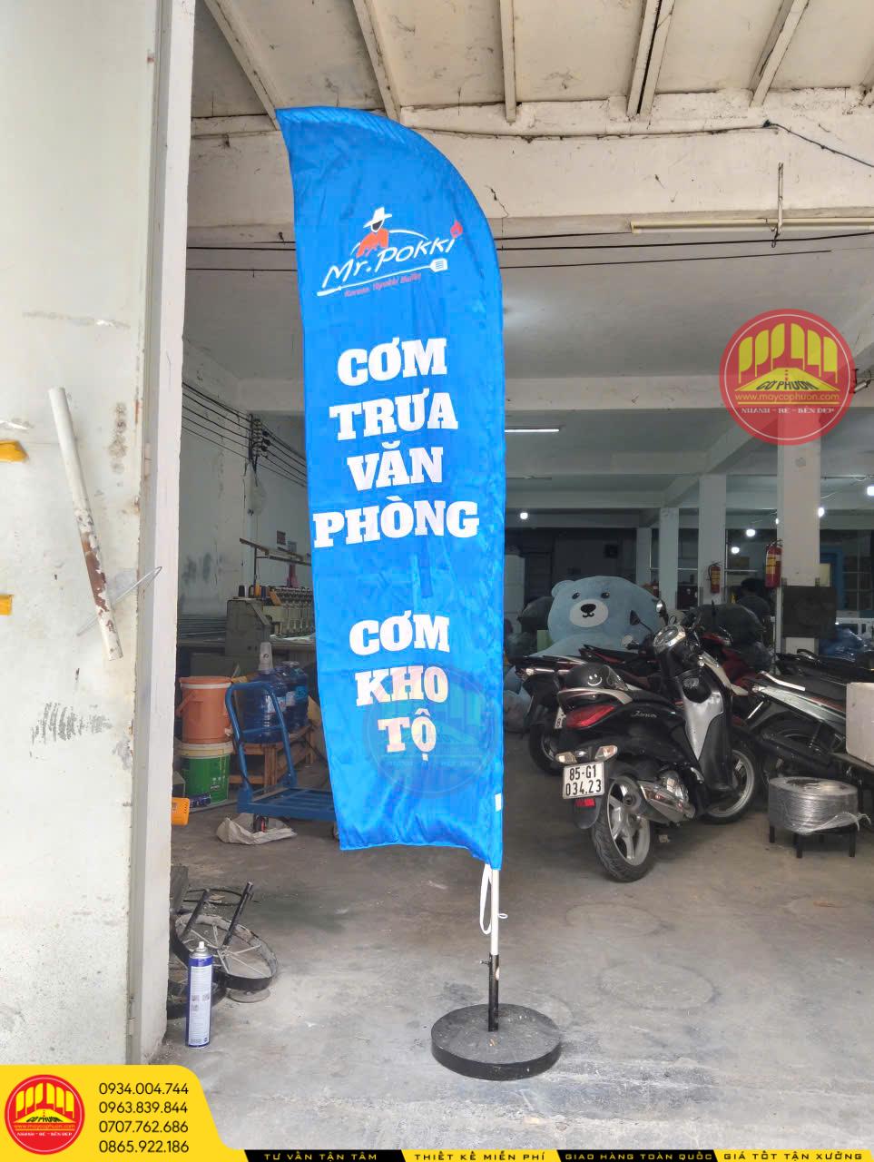 11+ Mẫu Cờ Phướng Quảng Cáo Đẹp – May In Cờ Theo Yêu Cầu 3 1780719843140 2130520673325914547 g2638715565747122108 9fae06206846bb55b8e8bcc57ddcb725 1