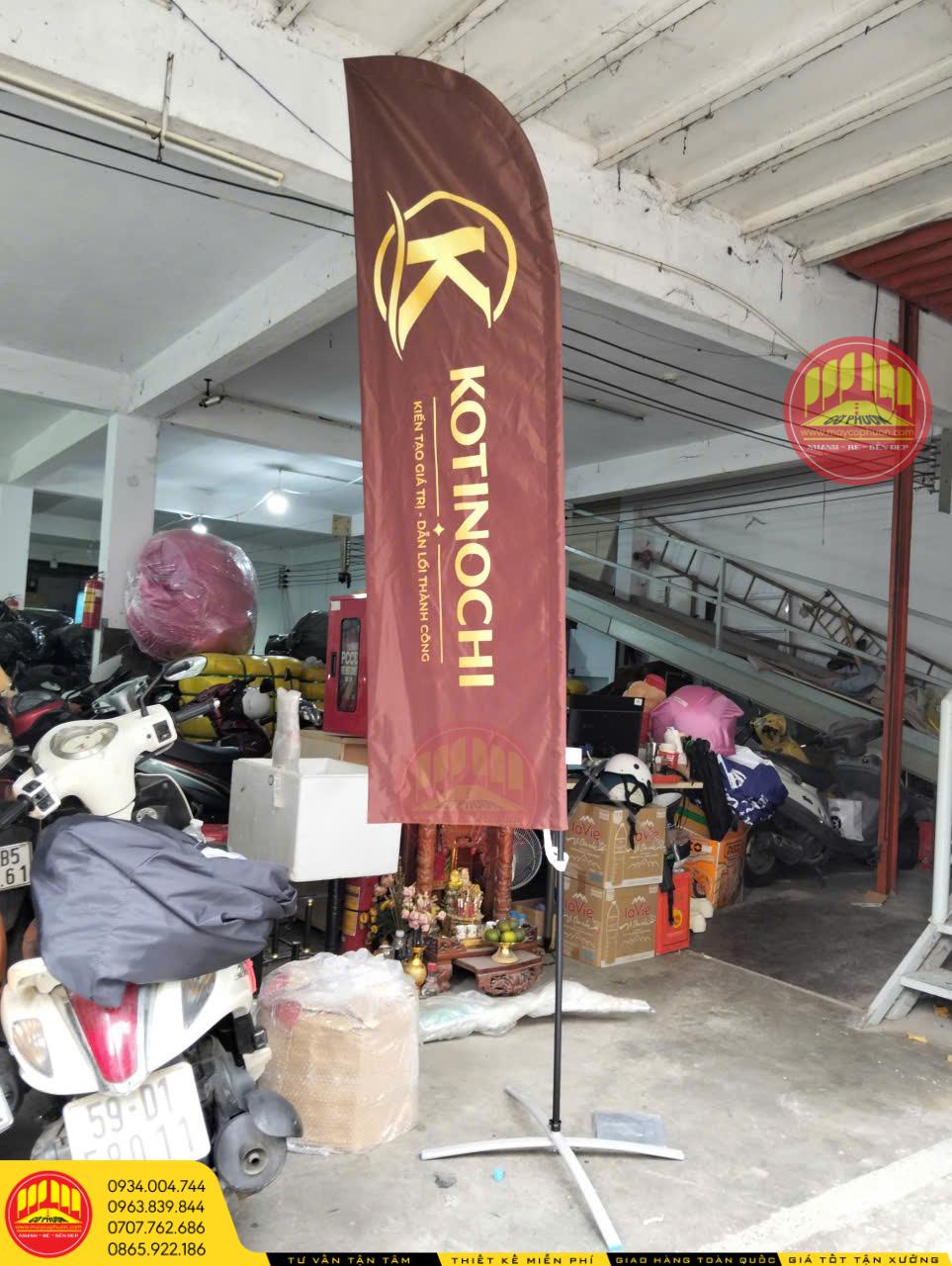 Cờ phướn chữ X TP.HCM quảng cáo theo yêu cầu